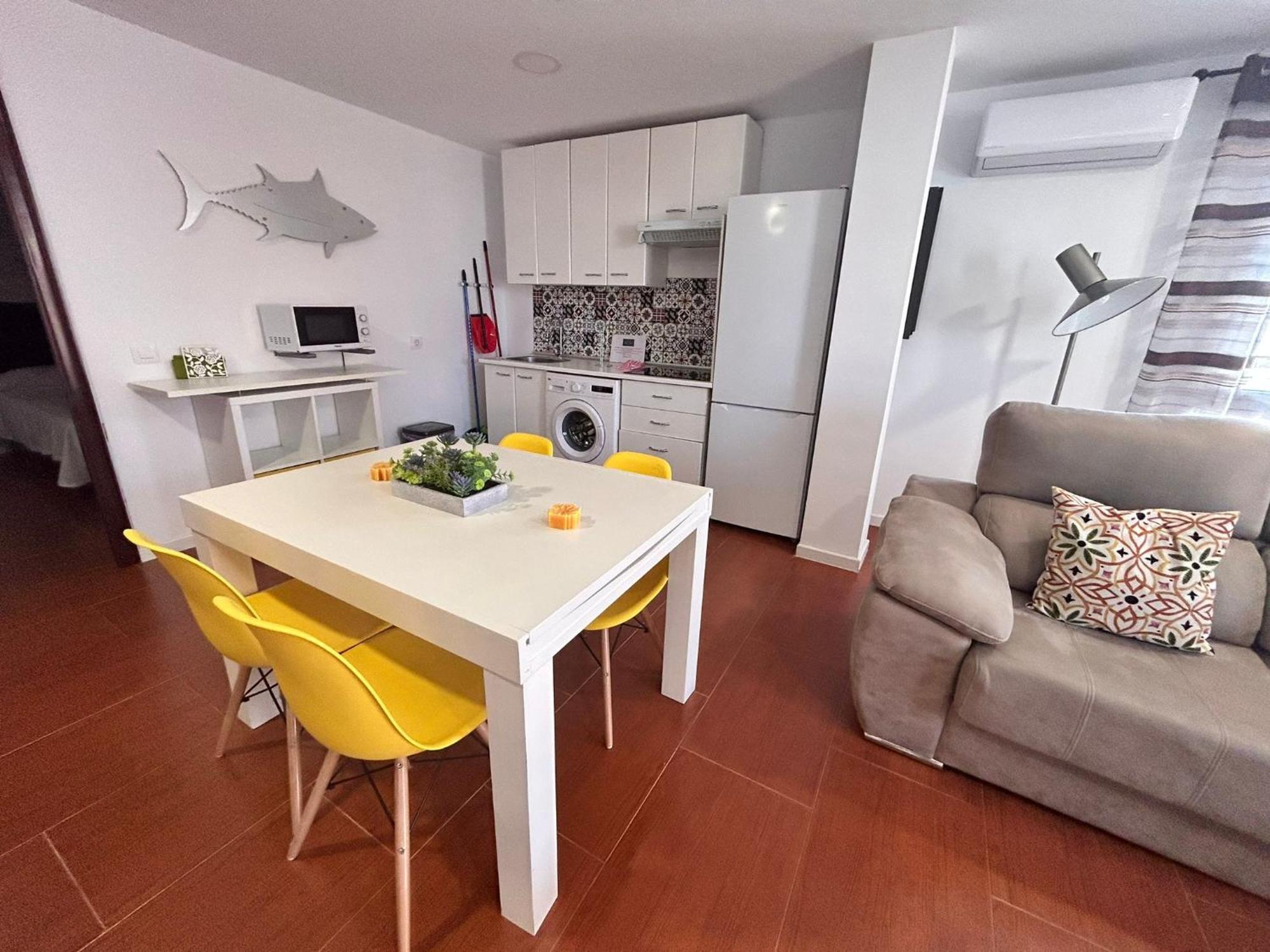 Apartamentos Empul " Tunidos House " Barbate Exterior photo