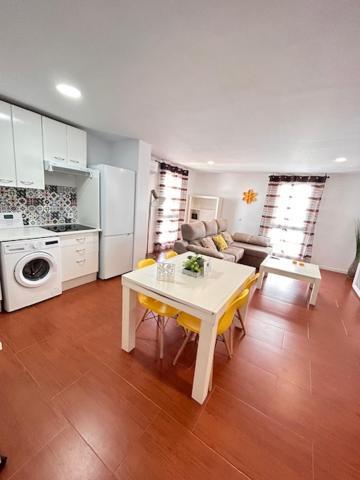 Apartamentos Empul " Tunidos House " Barbate Exterior photo